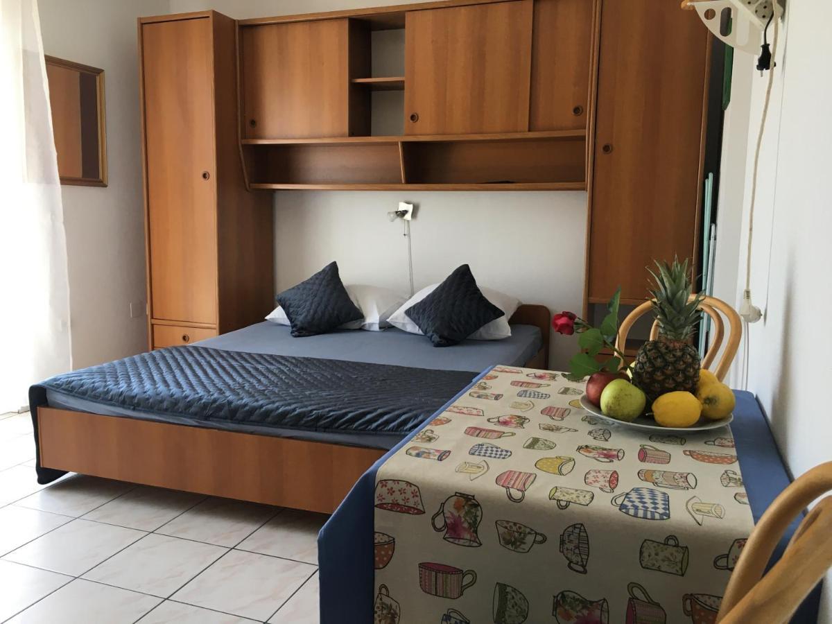 Apartmani Dusanka Orebić Exterior foto